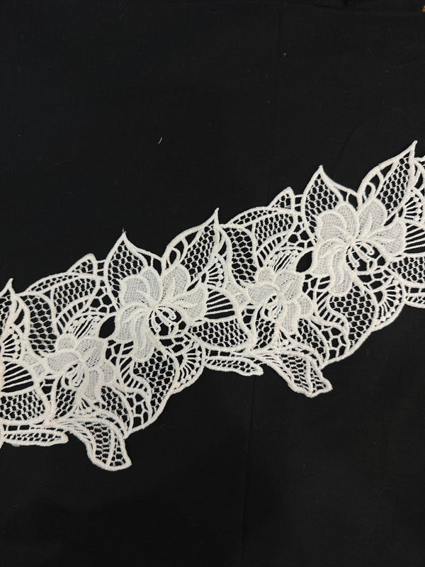 Milky Floral Border