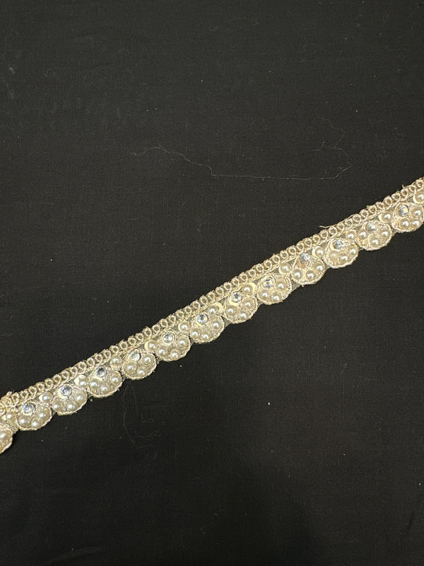 Fancy Lace Golden