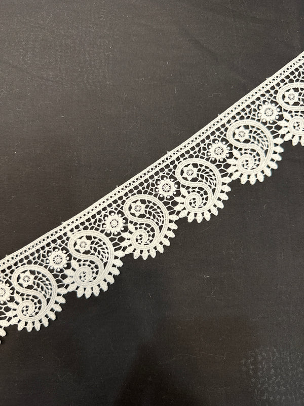 Milky Lace Dyeable