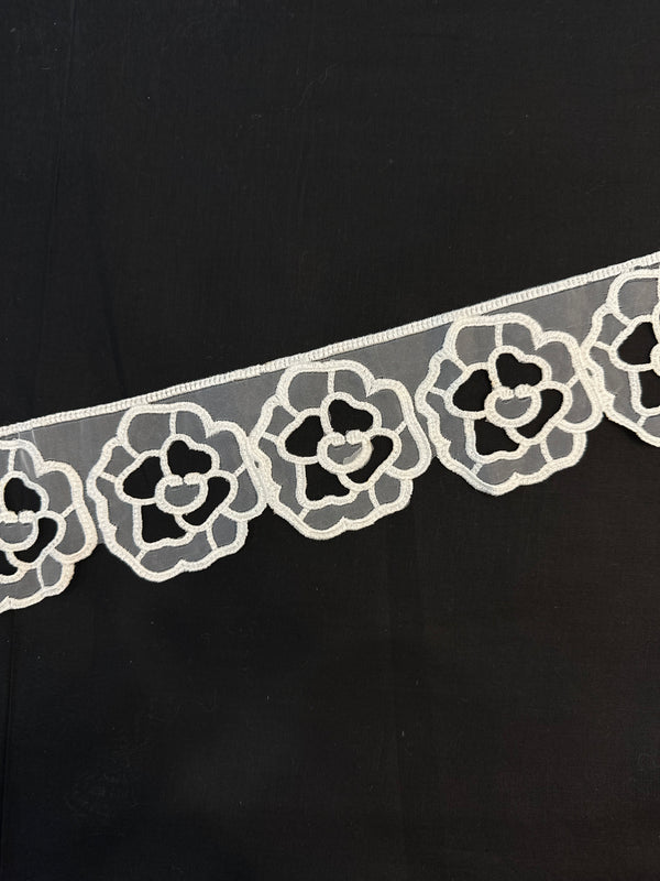 Viral Organza lace