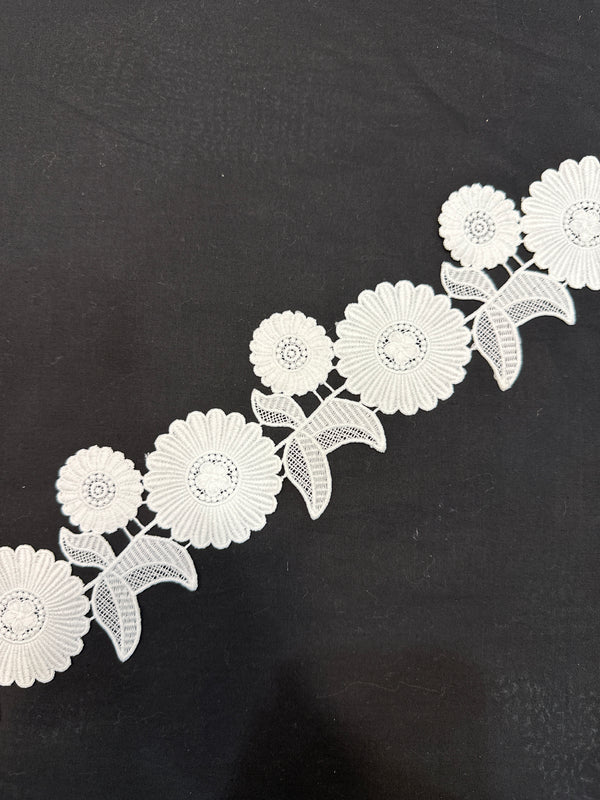Milky Lace Dyeable