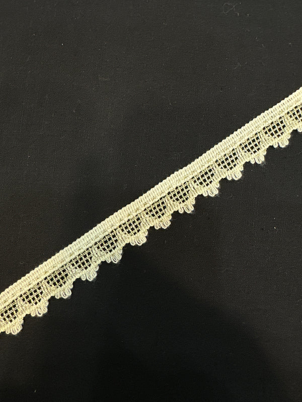 Skin Coreshia Lace with Zari