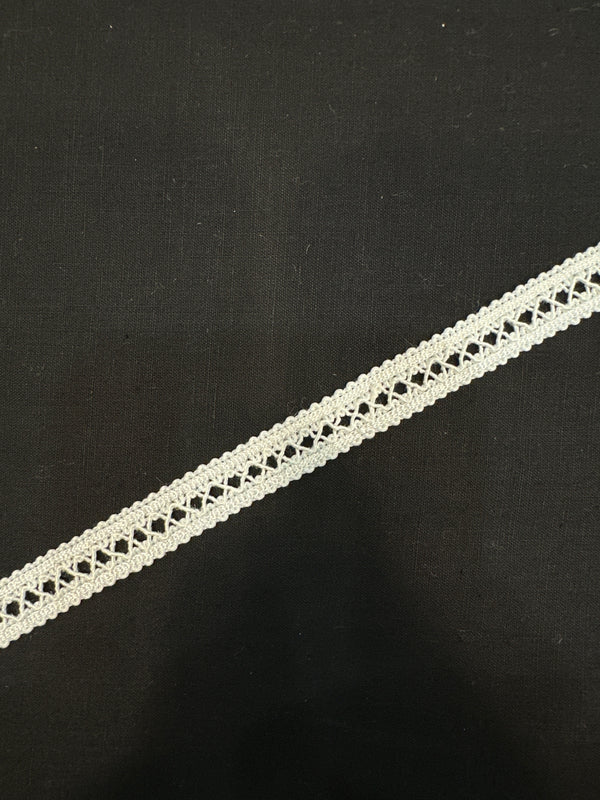 Coreshia Centre Lace